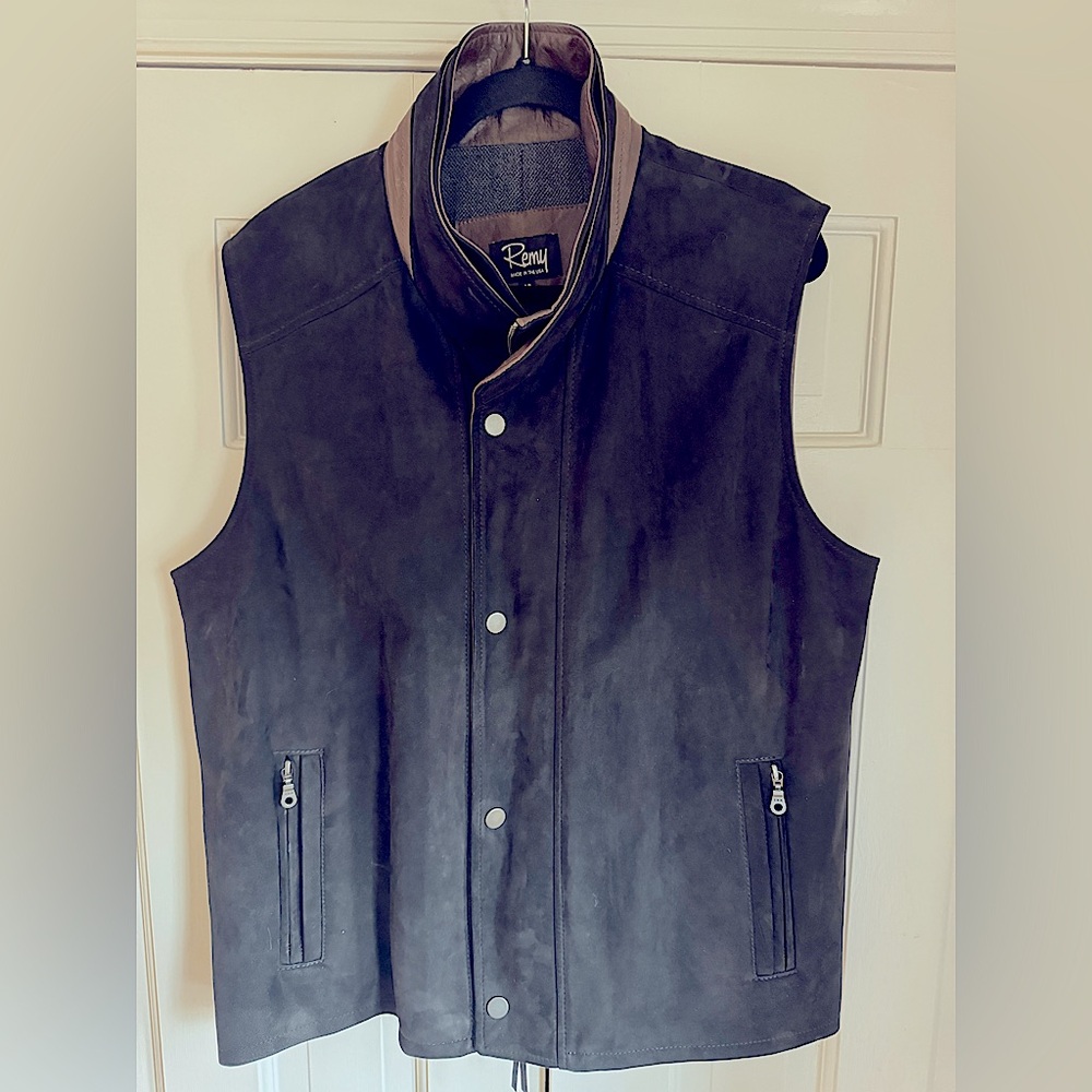REMY Men’s black suede and brown leather collar vest jacket